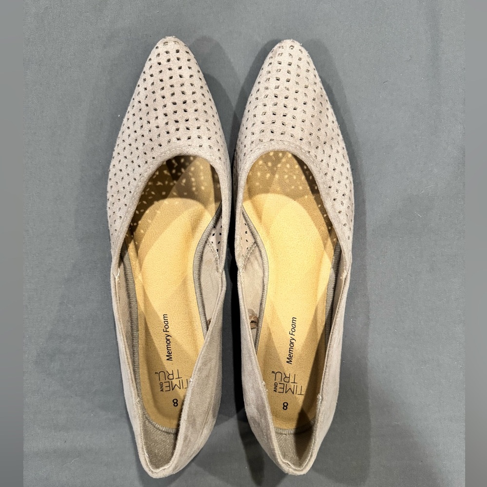 Time and Tru Flats